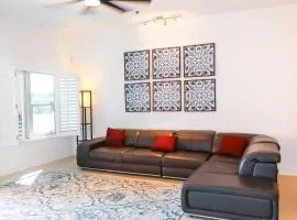 La Isla C206 condo