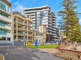 Seafield Tower Glenelg Apartment No 1