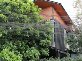 The Melatonin Hostel - Whole Home แบบเหมาหลัง