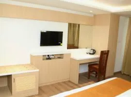 Hotel Radiance