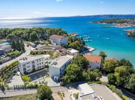 3 Bedroom Stunning Apartment In Krk