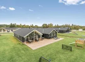 Beautiful Home In Vejby With Sauna