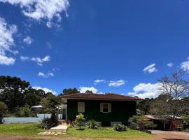 Casa Aconchegante em Chácara com Piscina Aquecida，位于帕图布兰库的酒店