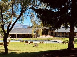 Basecamps Cerdanya，位于Queixans的酒店