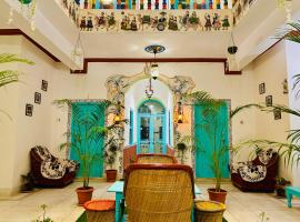 Hotel tulsi palace，位于布什格尔的酒店