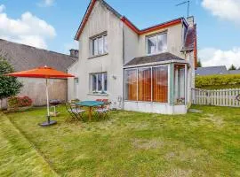 3 Bedroom Lovely Home In Le Vieux-Bourg
