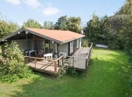 Gorgeous Home In Føllenslev With Kitchen