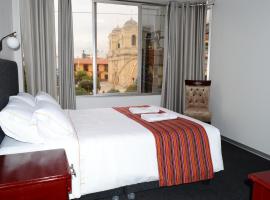 Hotel Santa Felicita - Centro Histórico，位于万卡约的酒店