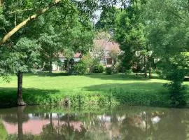 Grand gîte près du Mans avec piscine, cheminée et animaux - FR-1-410-217