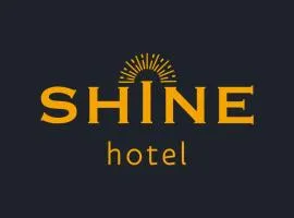 Shine Hotel