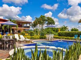 Finca Hotel los Alpes，位于金巴亚的酒店