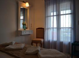 Venus Rooms，位于Manganari的住宿加早餐旅馆