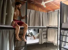 Argdivan Beach Hostel