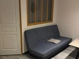 Appartement meublé T1 Lussac les Chateaux