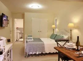 Private Studio at Judi's Place