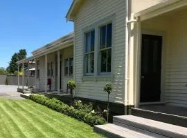 车站山林小屋