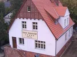 Gemütliche Wohnungen in Wansdorf im denkmalgeschützten Haus