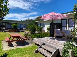 Tāhuna Beach Holiday Park，位于纳尔逊的度假园