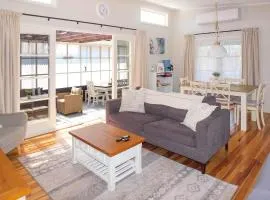 Snapper Bach - Foxton Beach Holiday Home