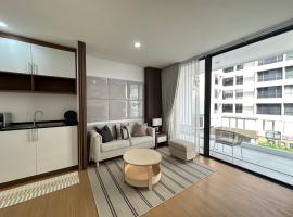 6th Avenue Sukhumvit 305 BTS Asoke & Nana MRT Sukhumvit，位于Bang Kapi的酒店