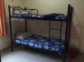 beach villa room，位于Pernem的酒店