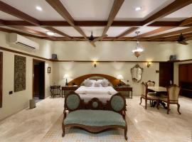 Ramsukh Resorts and Spa，位于马哈巴莱斯赫瓦尔的酒店