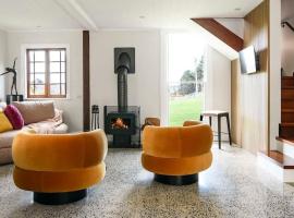 Clergy Cottage，位于Taradale的酒店