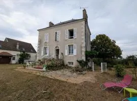 Pavillon de chasse 19ème, 2 chambres, jardin, proche GR46, WiFi - FR-1-591-626