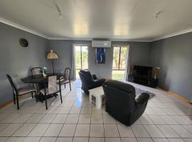 The O'Bryan Cottage，位于Burra的酒店