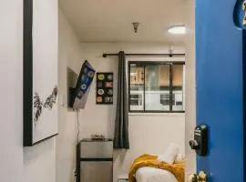 The Dorm Ski-In Ski-Out Studio, Pool and Gym