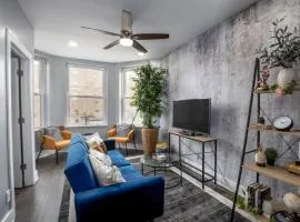 Cute and Cozy Chicago Modern Condo
