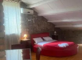 Modern Studio with Mountain View in Marano Marchesato, 60 m²