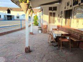 Конна база Ескус Хорсес，位于Gigen的酒店