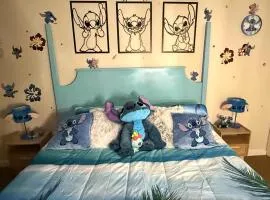 Disney Wonderland Suite at Jiminy-Ski On Off Mtn - Must See Stitch and Mickey Magic