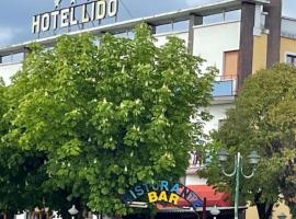 hotel lido，位于维韦罗内的酒店