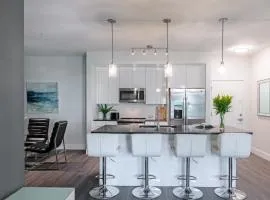 Spacious 2bedroom 2bath Nike Headquarters