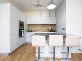 Deluxe Seaview Apartment，位于邓莱里的酒店