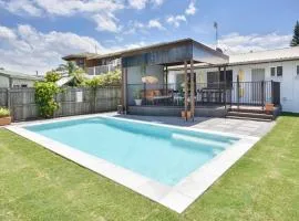 Mooloolaba Picture Perfect - Pool, Beach ZF7