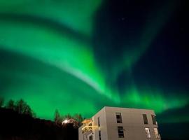 Centrum of Bodø near Aeroport and Port to Lofotens，位于波多的酒店