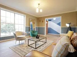 Country 4-Bed Homestead with Games Room & Views
