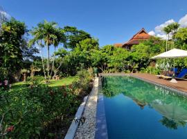 Villa Albizia, Chiang Mai，位于萨科特山的酒店