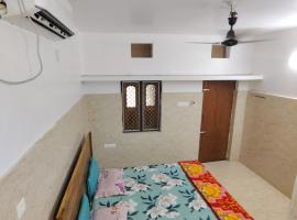 Gourinandan lodge，位于普里的酒店