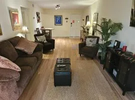 Walkable to Sanford Stadium or downtown