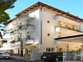 Hotel Edera - in pieno Centro a pochi passi dal Mare