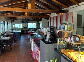 Hotel Campestre, El Balcón，位于Santa Bárbara的酒店