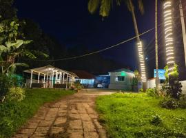 Lake Flower Homestay，位于奇克马格尔的酒店