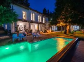 艾呙齐奎那酒店