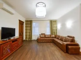 City Centre 2 bedroom Business Apartment