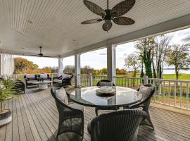 Groton Home Less Than 1 Mi to Beach on Long Island Sound!
