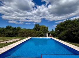 Seven Hotel - Juana Koslay San Luis，位于Juana Koslay 的酒店